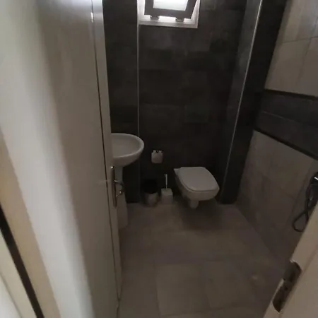 Hotel Demir 2*