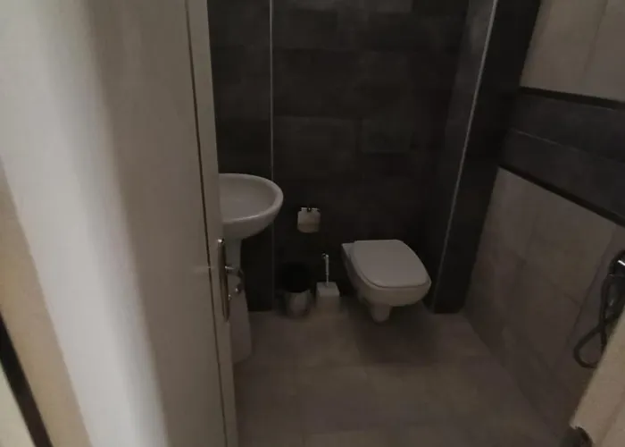 Hotel Demir 2*