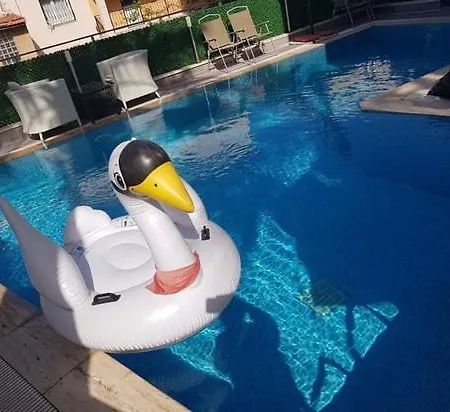 Hotel Demir 2*